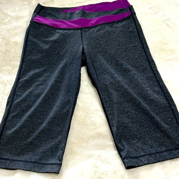 lululemon athletica Pants - Lululemon Cropped Pant
